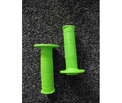 Грипсы R-Tech SOFT длина 115 мм - универсальные (Green) Грипсы R-Tech SOFT длина 115 мм - универсальные (Green)