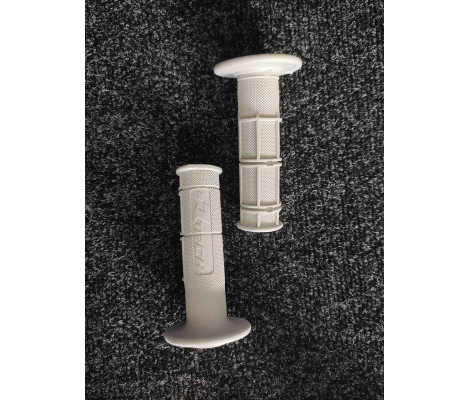 Грипсы R-Tech SOFT длина 115 мм - универсальные (Grey) Грипсы R-Tech SOFT длина 115 мм - универсальные (Grey)