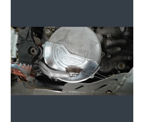 Защита крышки сцепления P-TECH HUSABERG250-300 2010-2014